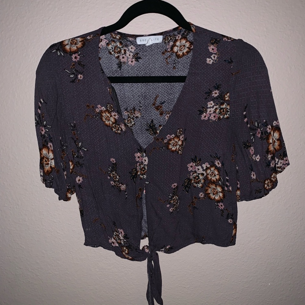 Socialite Crop top